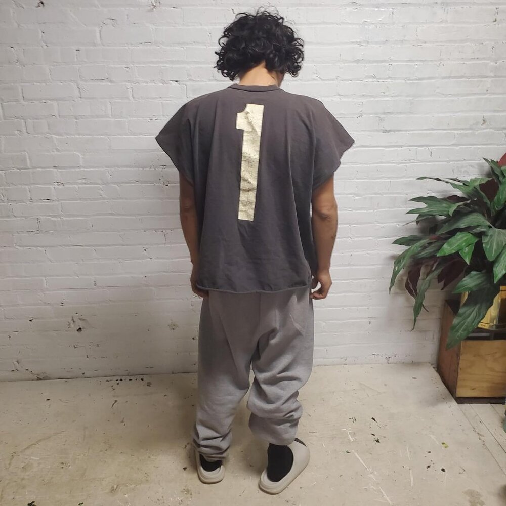 mens YZY Vultures 1  Gosha sleeveless boxy Tee / T-shirt size 2